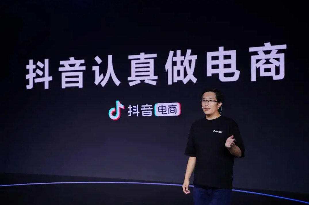 化妆品有国界?各大品牌暂停俄罗斯业务;商品拆封依旧可以7日无理由退货;正确认识【小金盾】... | 美妆风向标