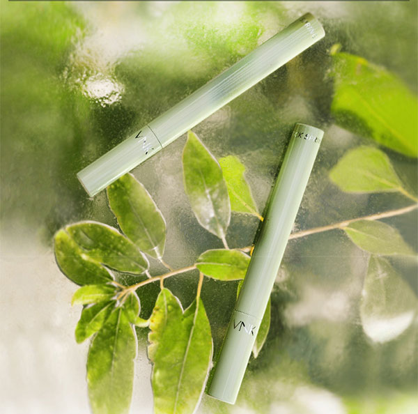 科颜氏植萃蓝钻修护云朵霜;欧珀莱淡纹冻干面膜;玉泽清爽倍护防晒乳... | 新品速递