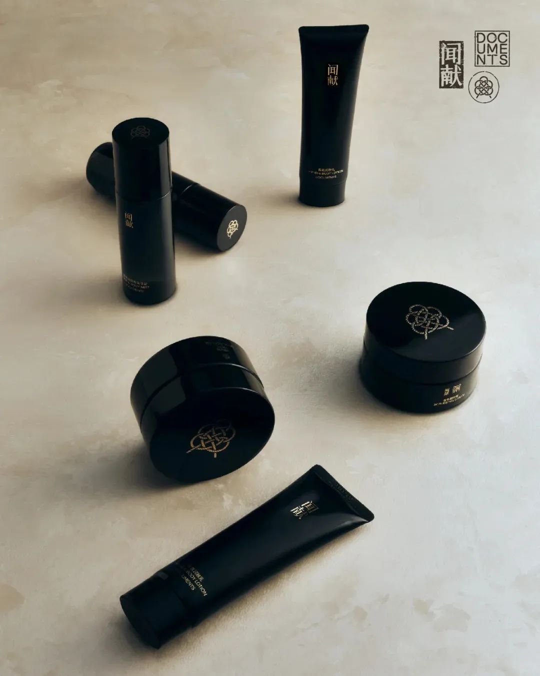 美妆圈一周新品(下):觅光反垮红光棒;敷尔佳战痘棒;OLAY水光身体乳;迪奥睡莲洁面... | 新品速递