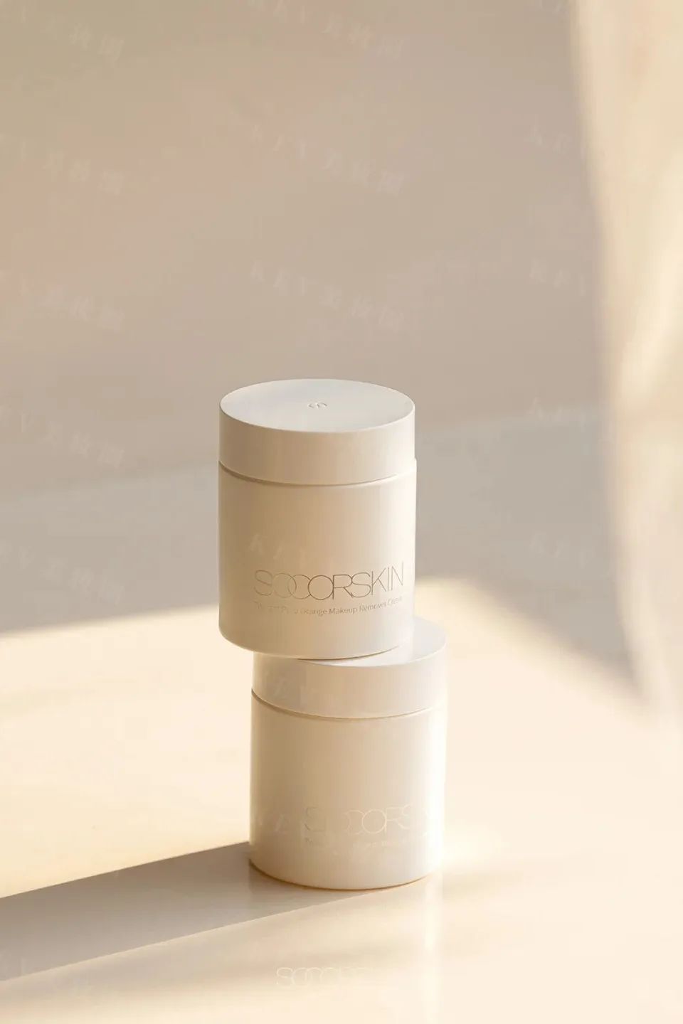 美妆圈一周新品(下):觅光反垮红光棒;敷尔佳战痘棒;OLAY水光身体乳;迪奥睡莲洁面... | 新品速递